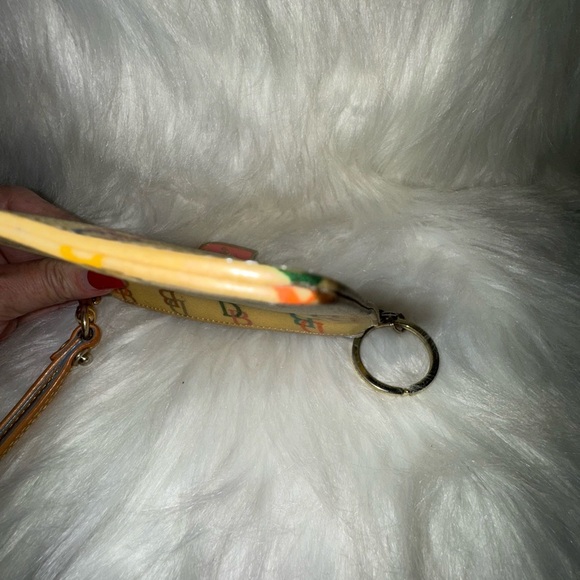 Dooney & Bourke - Picture 8 of 9